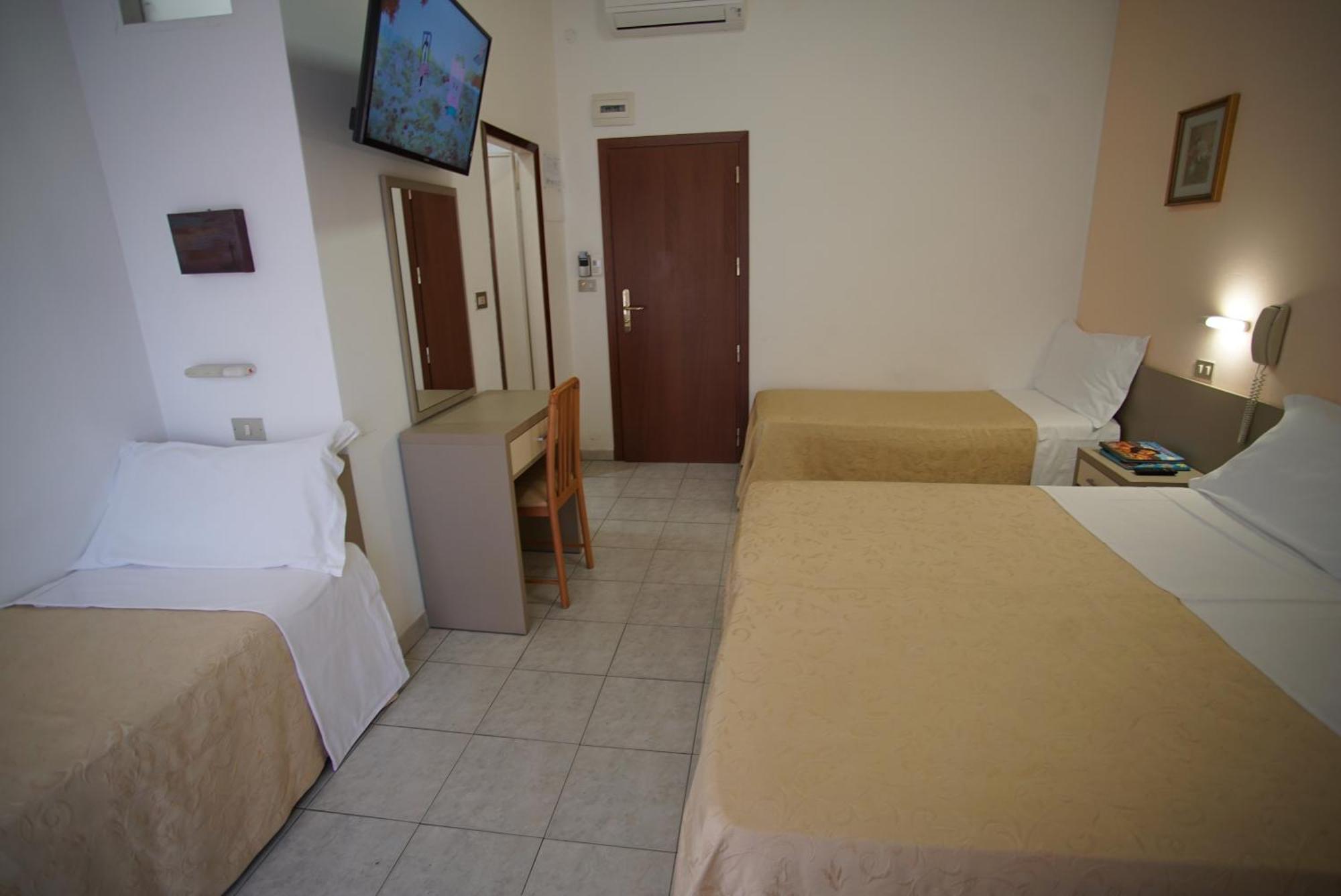 Hotel Dell'Angelo Ρίμινι Εξωτερικό φωτογραφία
